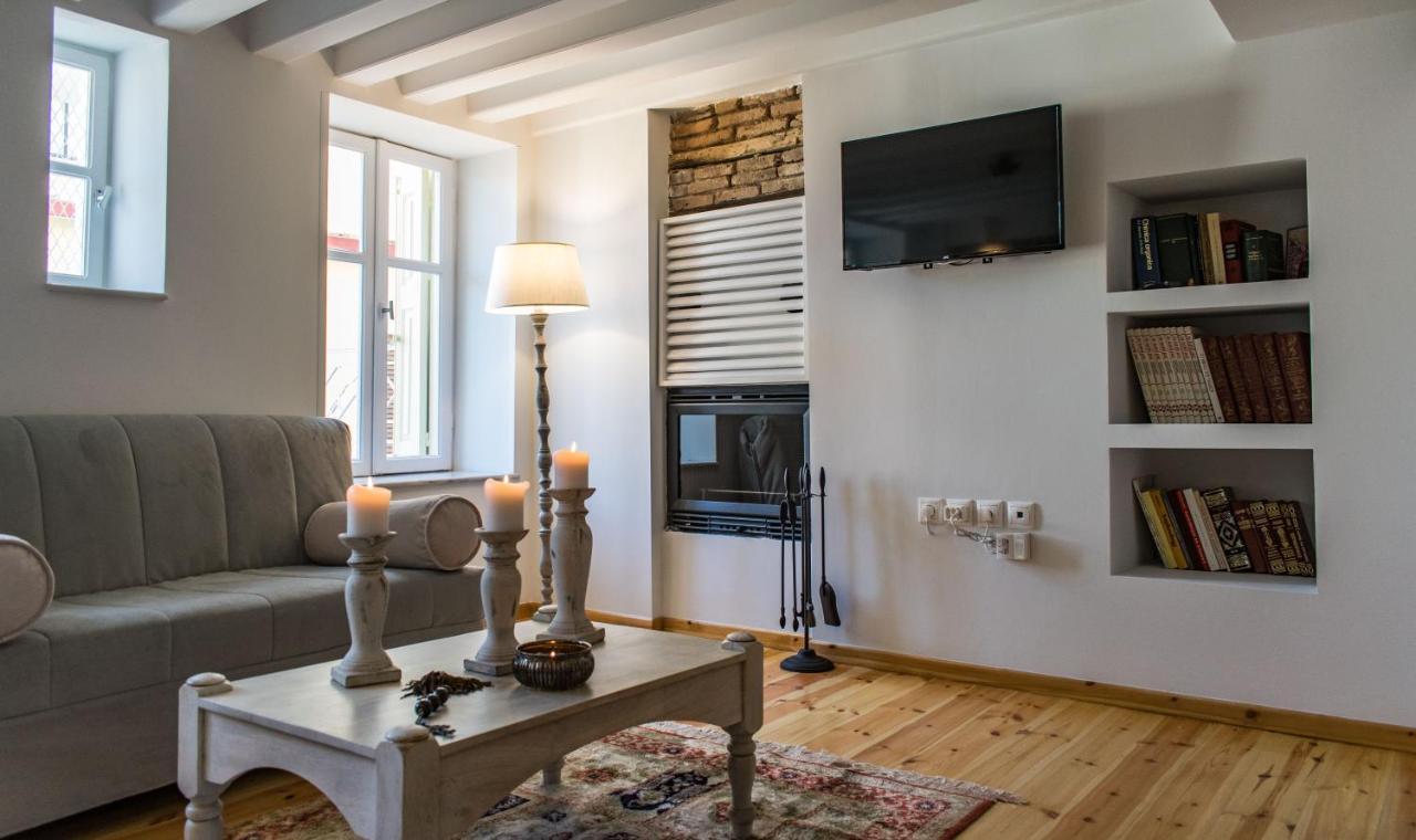 Anthi'S House Center Apartment Plomari ภายนอก รูปภาพ